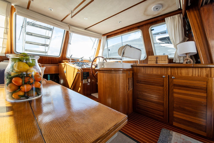 Niu Tranquil Yacht Photos Pics 