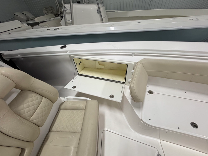 Chasing Seahawk Yacht Photos Pics 