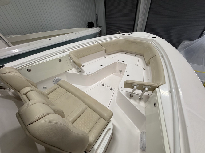 Chasing Seahawk Yacht Photos Pics 