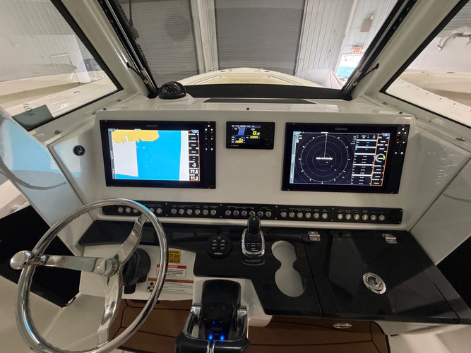 Chasing Seahawk Yacht Photos Pics 