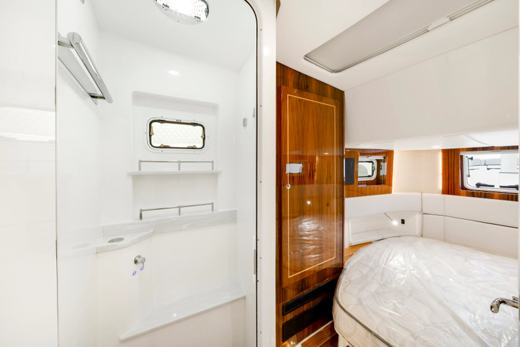 56 Suenos Gix Yacht Photos Pics 