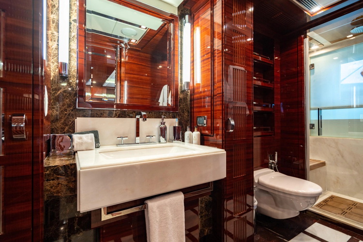 Allora Yacht Photos Pics 