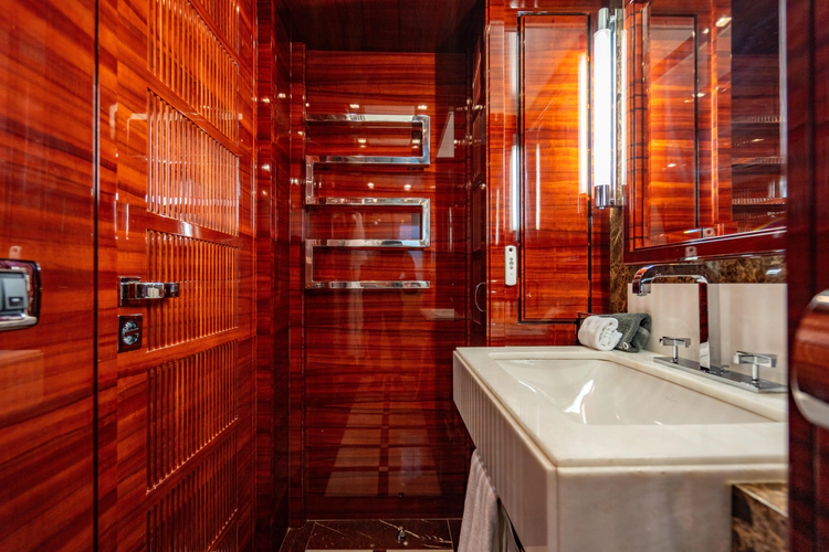 Allora Yacht Photos Pics 