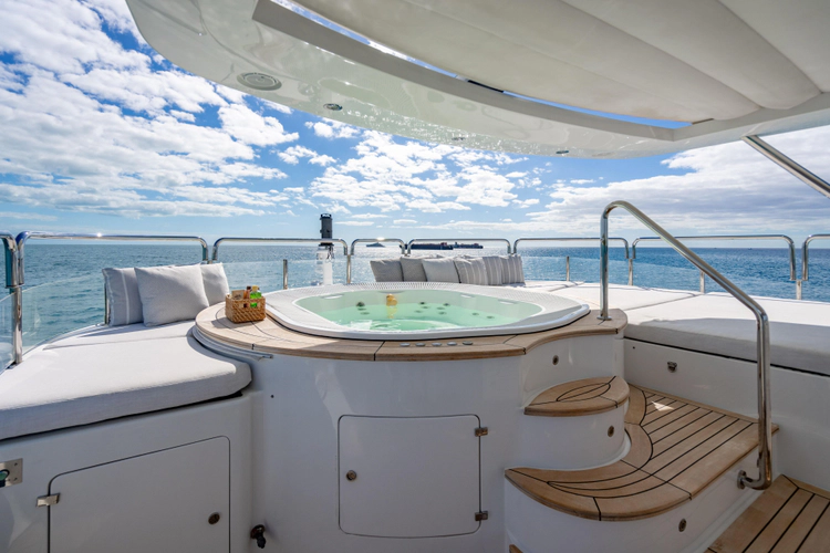 Allora Yacht Photos Pics 