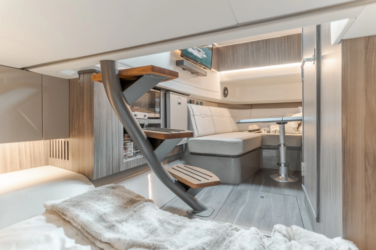 Ciao Bella Yacht Photos Pics 