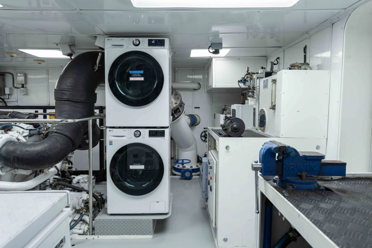 Lucy Yacht Photos Pics 