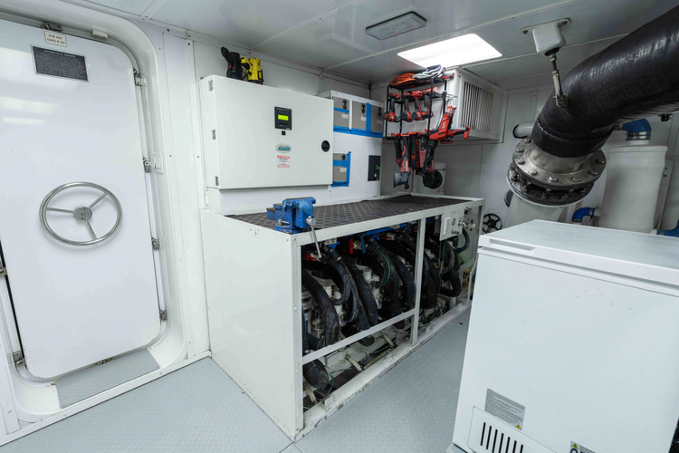 Lucy Yacht Photos Pics 