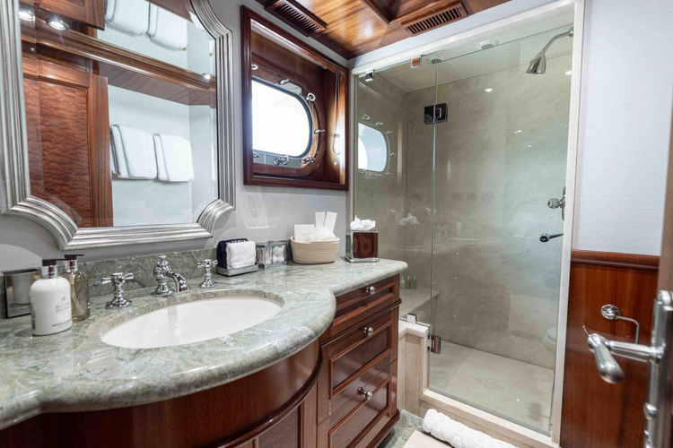 Lucy Yacht Photos Pics 