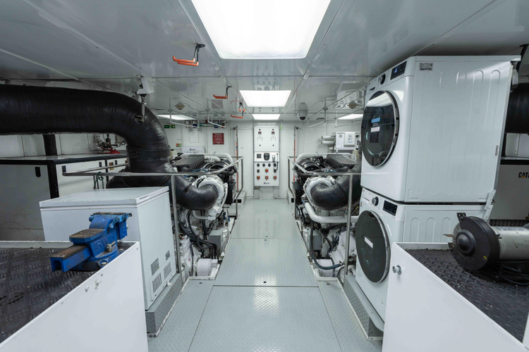 Lucy Yacht Photos Pics 