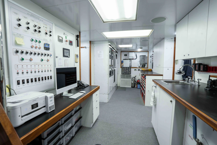 Lucy Yacht Photos Pics 