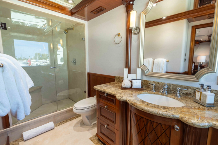 Lucy Yacht Photos Pics 