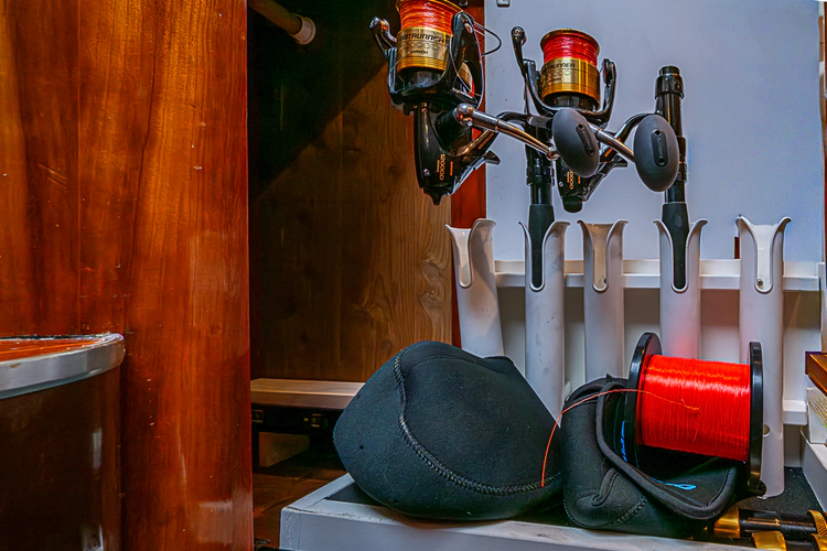 Mr. Bradley Yacht Photos Pics 