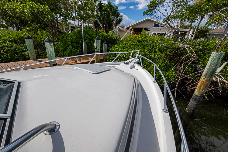 Mr. Bradley Yacht Photos Pics 