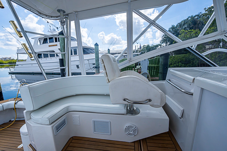 Mr. Bradley Yacht Photos Pics 