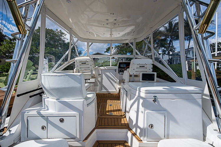 Mr. Bradley Yacht Photos Pics 