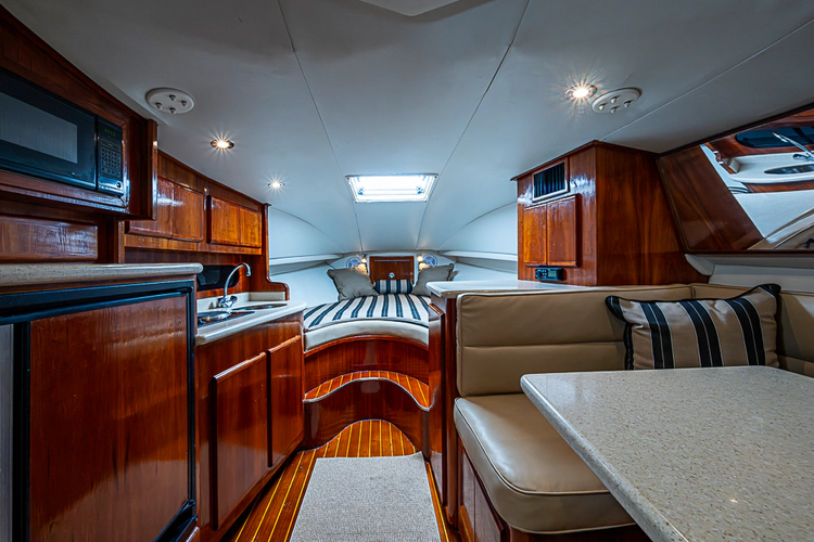 Mr. Bradley Yacht Photos Pics 