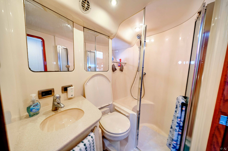 Big G Yacht Photos Pics 