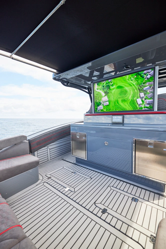 Mr. Lucky Yacht Photos Pics 