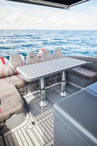 Mr. Lucky Yacht Photos Pics 