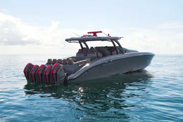 Mr. Lucky Yacht Photos Pics 