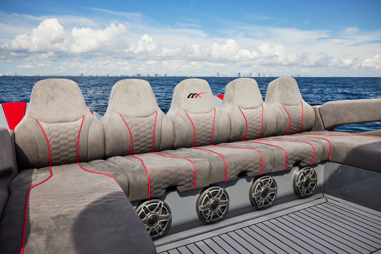 Mr. Lucky Yacht Photos Pics 