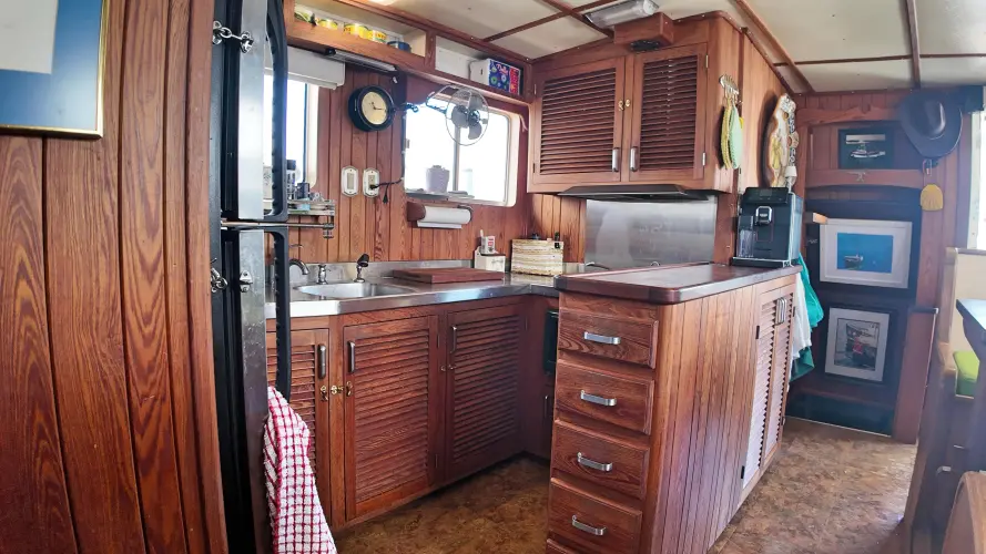 La Vita Marina Yacht Photos Pics 