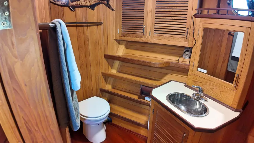 La Vita Marina Yacht Photos Pics 