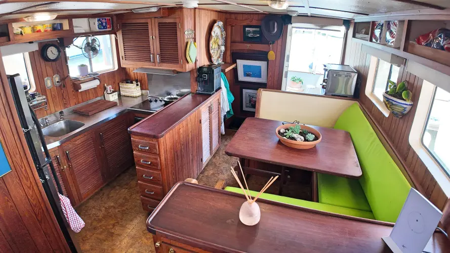 La Vita Marina Yacht Photos Pics 