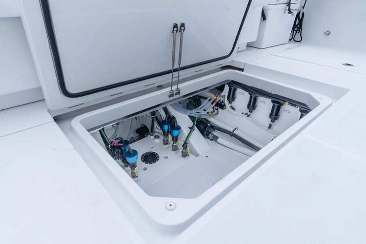 56 Suenos Yacht Photos Pics 