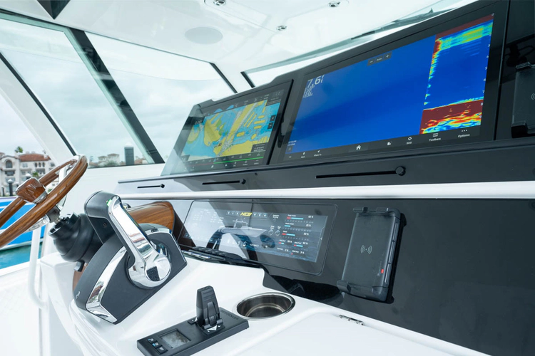 56 Suenos Yacht Photos Pics 