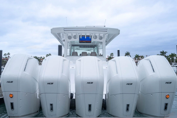 56 Suenos Yacht Photos Pics 