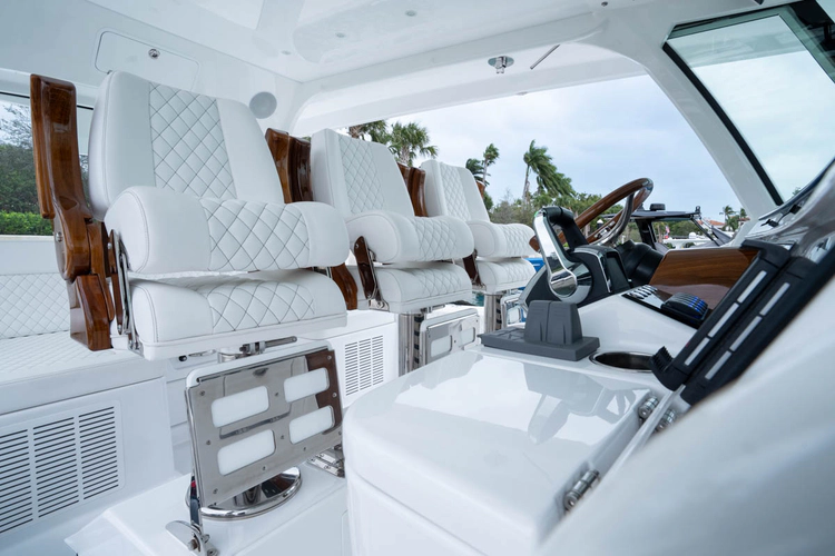 56 Suenos Yacht Photos Pics 