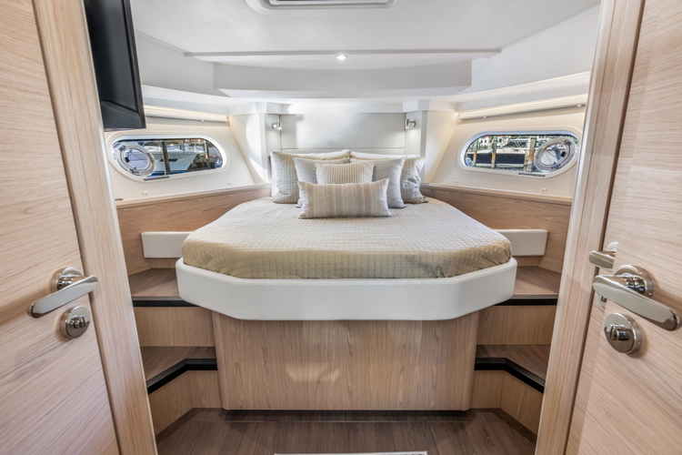 Neverland Yacht Photos Pics 