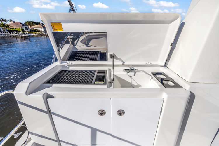 Neverland Yacht Photos Pics 