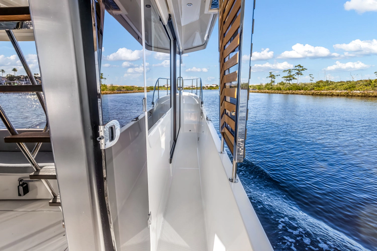 Neverland Yacht Photos Pics 