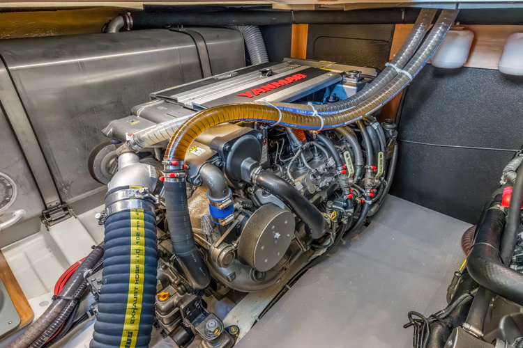 Neverland Yacht Photos Pics 