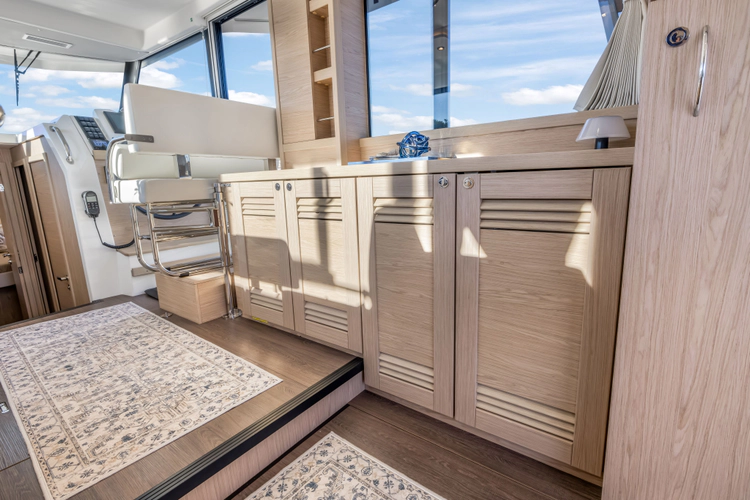 Neverland Yacht Photos Pics 