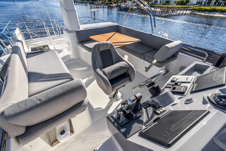 Neverland Yacht Photos Pics 