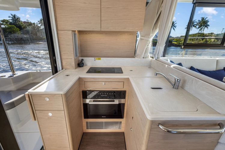 Neverland Yacht Photos Pics 