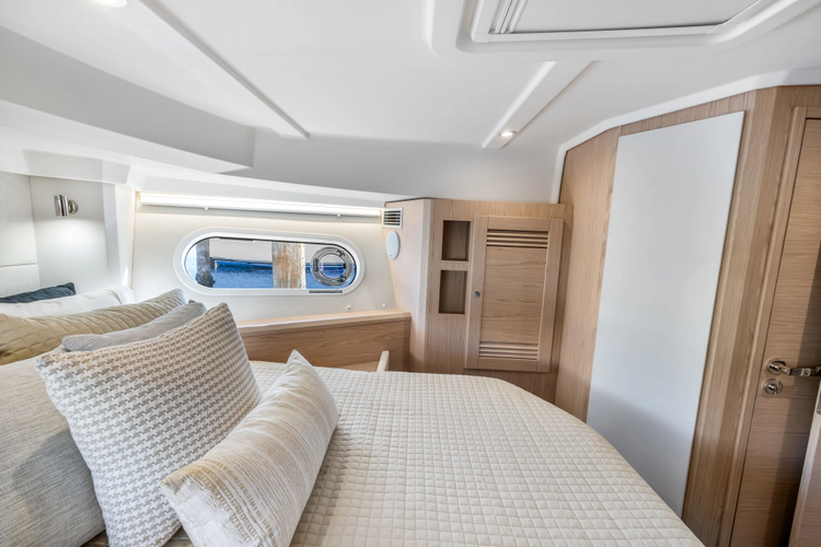 Neverland Yacht Photos Pics 