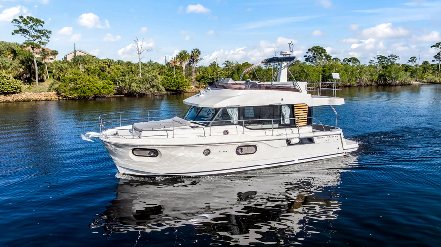 Neverland Yacht Photos Pics 