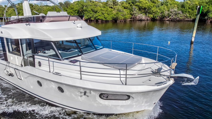 Neverland Yacht Photos Pics 