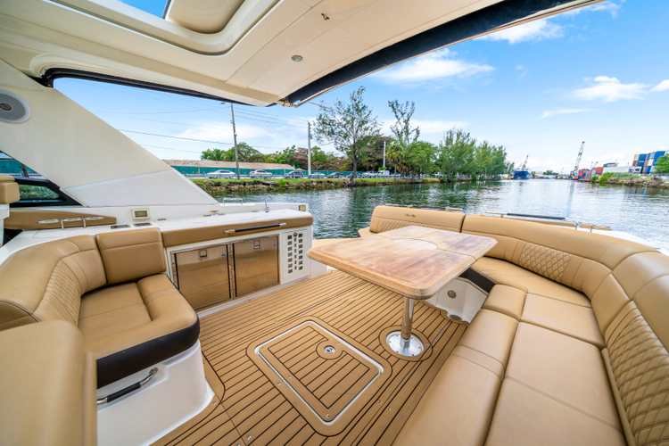 Day Dream Yacht Photos Pics 