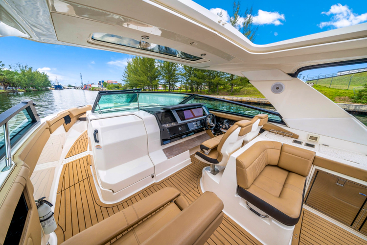 Day Dream Yacht Photos Pics 