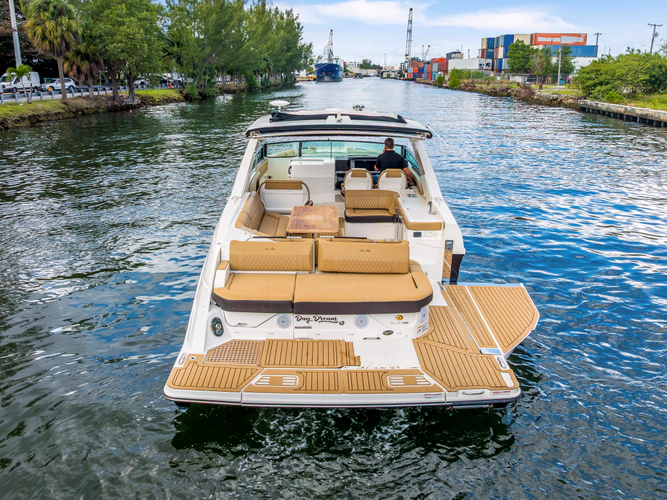 Day Dream Yacht Photos Pics 