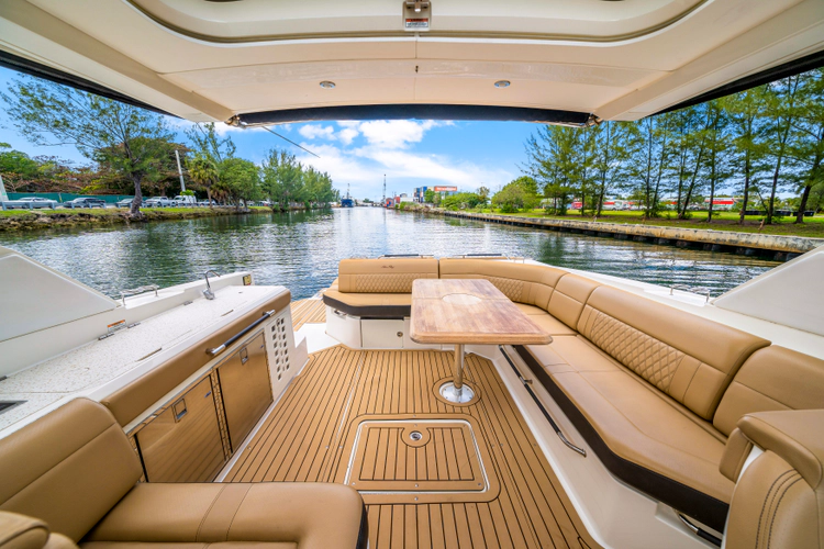 Day Dream Yacht Photos Pics 