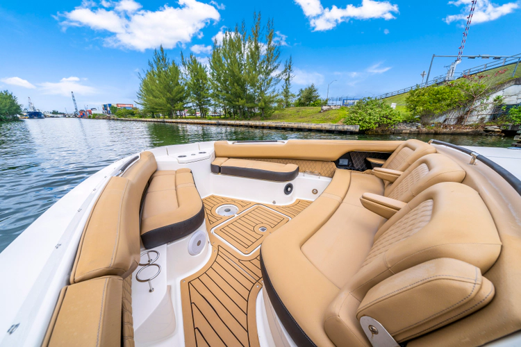 Day Dream Yacht Photos Pics 