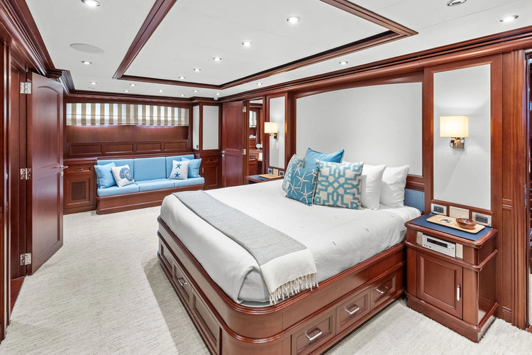 Samsara Yacht Photos Pics 