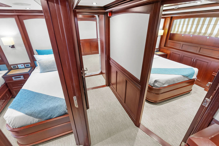 Samsara Yacht Photos Pics 