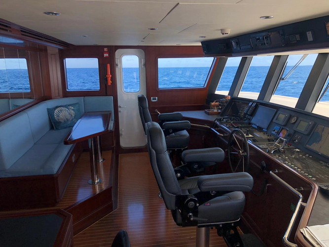 Samsara Yacht Photos Pics 